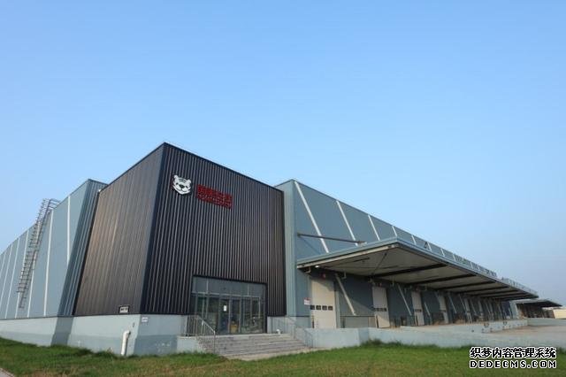 劉強(qiáng)東掀起全新風(fēng)暴，阿里騰訊始料未及，消費(fèi)者恐成最大贏家？