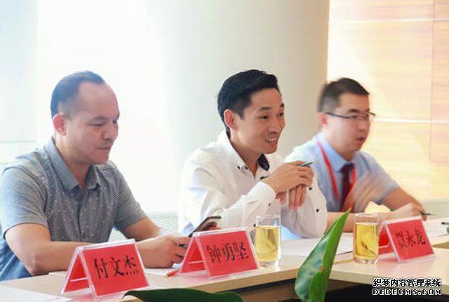 爆雷悲?。?200萬人貪戀返利，電商大佬卷跑260億