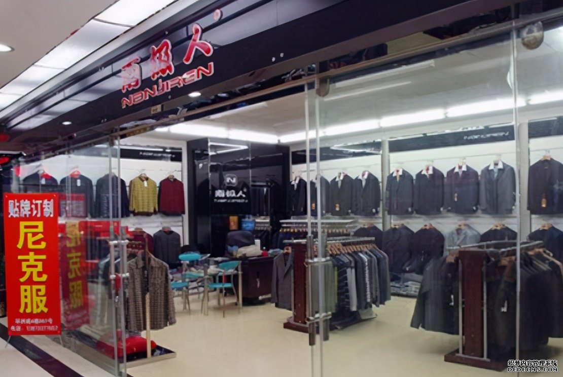 南極人賣吊牌賺13億，拉夏貝爾也想走老路，可要小心這些山寨貨